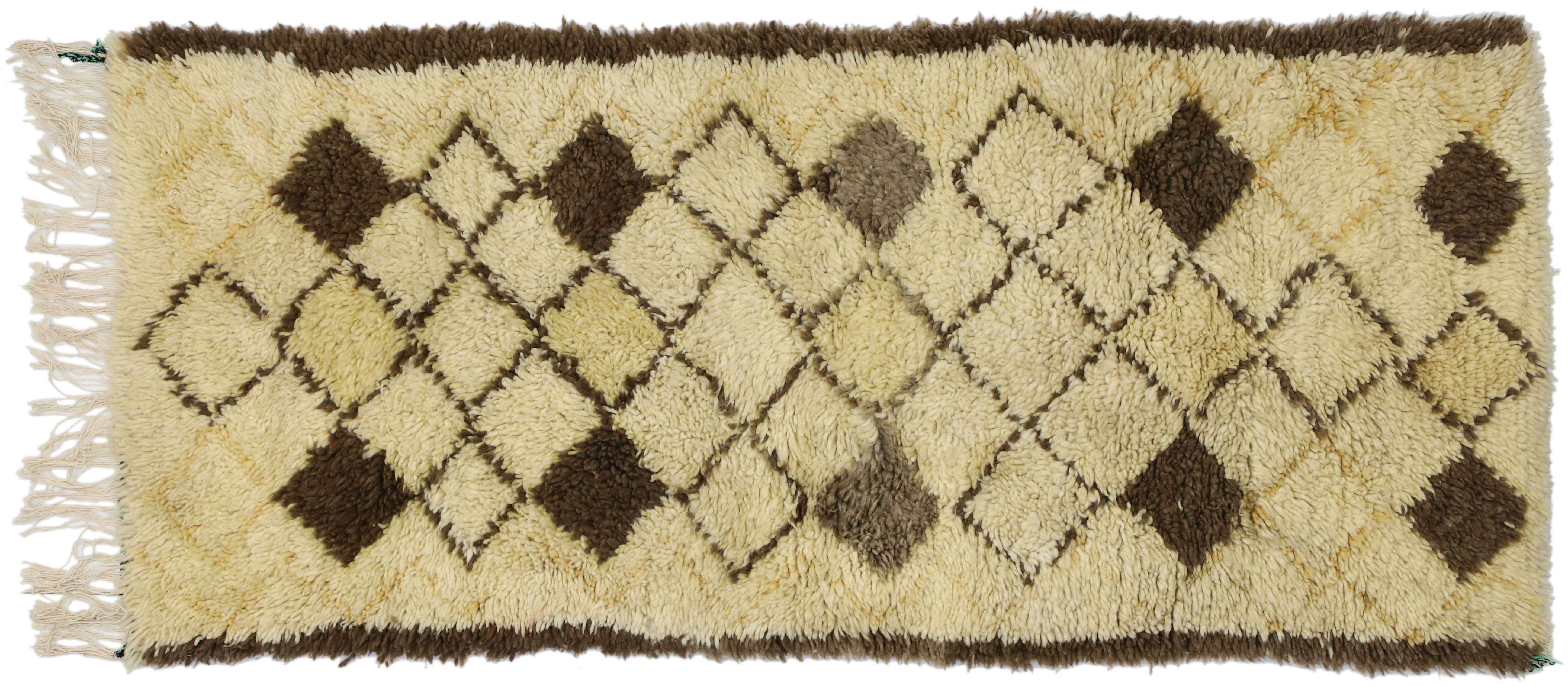 Vintage Moroccan Azilal Rug, Neutral Berber Moroccan Rug with Neutral Colors 2