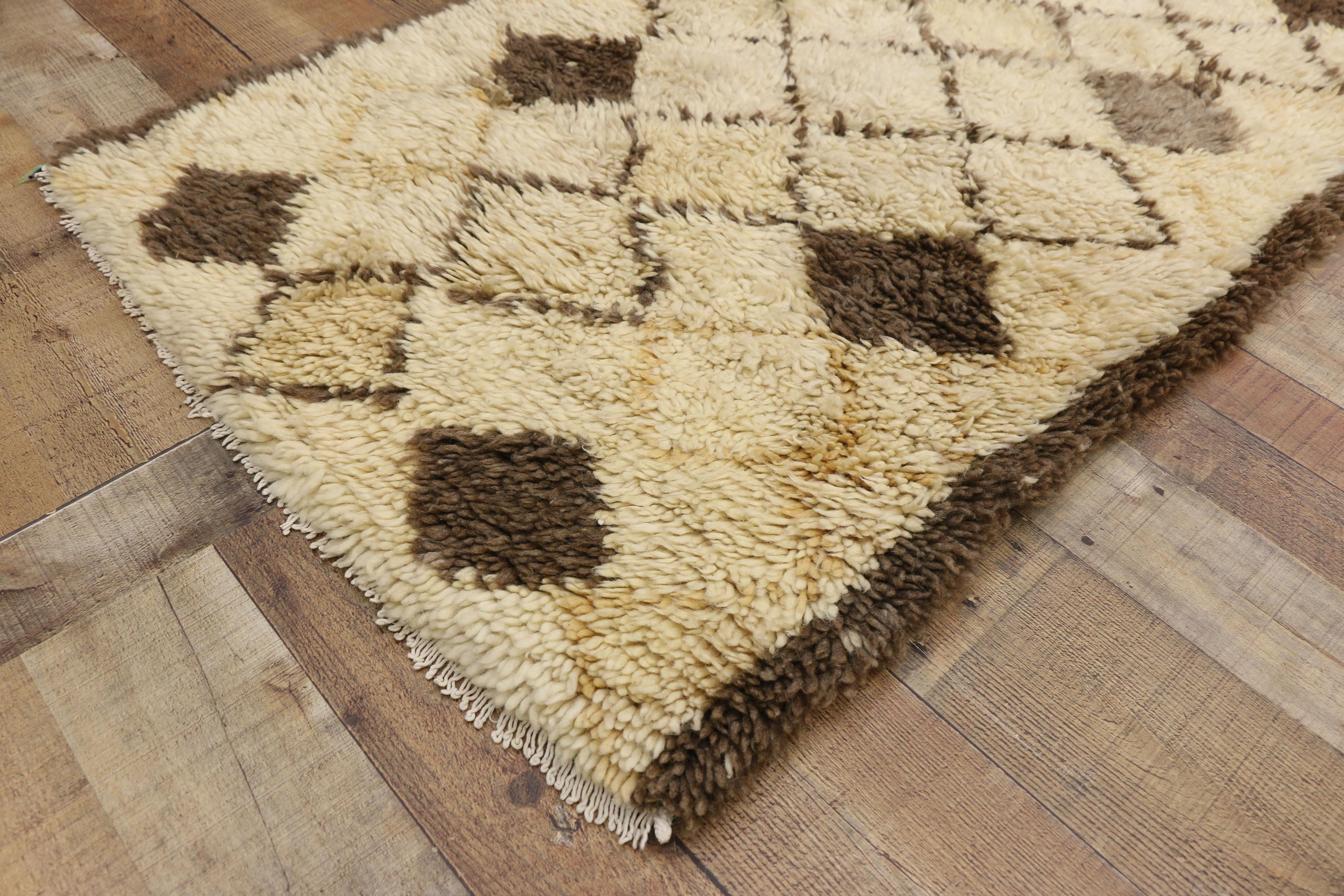20th Century Vintage Moroccan Azilal Rug, Neutral Berber Moroccan Rug with Neutral Colors