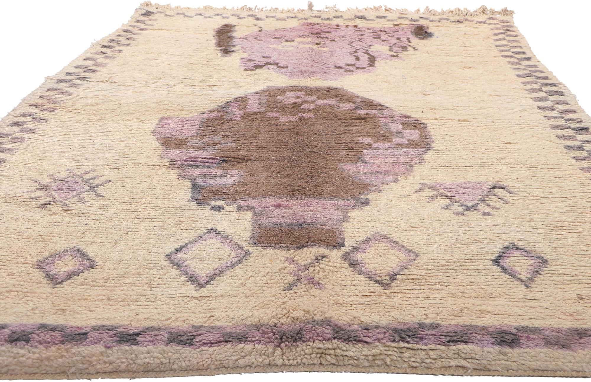 Alfombra marroquí azilal vintage, el encanto tribal se une al boho chic global Bohemio en venta