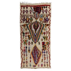 Marokkanischer Azilal-Teppich im Vintage-Stil, Stammeskunst-Enchantment trifft Global Boho Chic