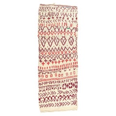 Marokkanischer Azilal-Teppich im Vintage-Stil, Stammeskunst-Enchantment trifft Global Boho Chic