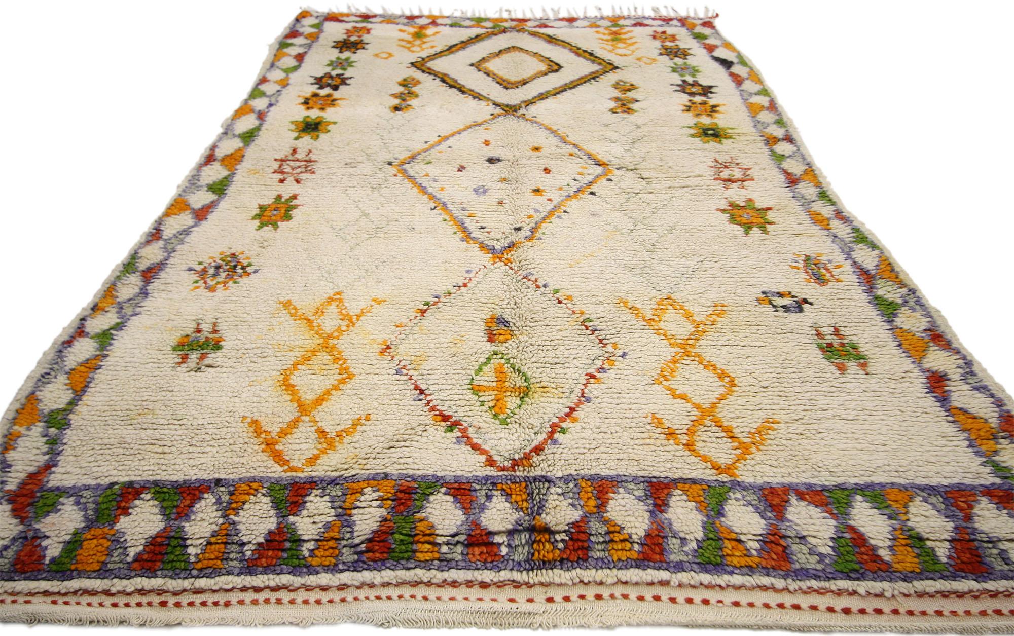 Vintage Berber Moroccan Azilal Rug with Tribal Style In Good Condition In Dallas, TX