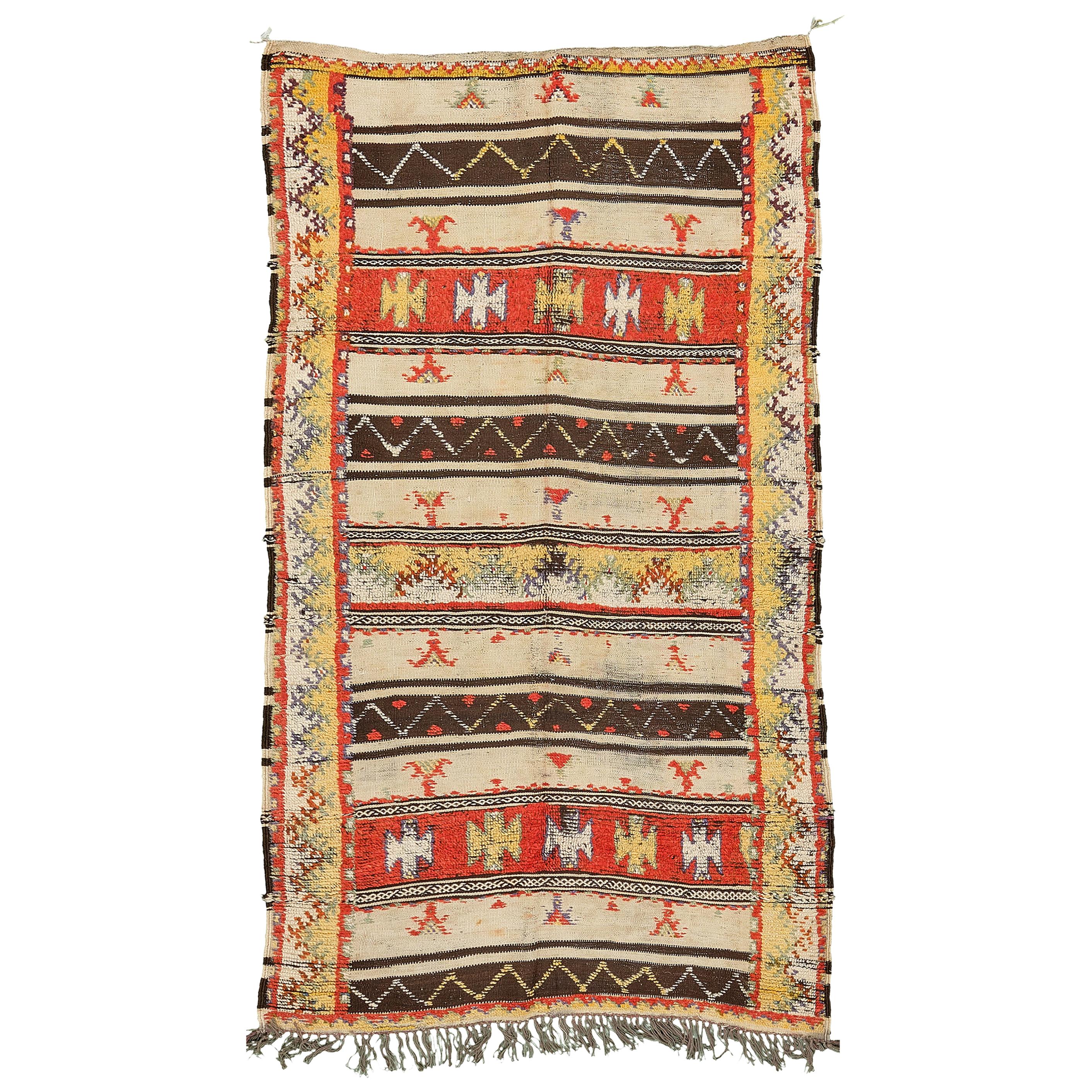 Vintage marokkanischen Azilal Stamm Berber geprägte Teppich im Angebot