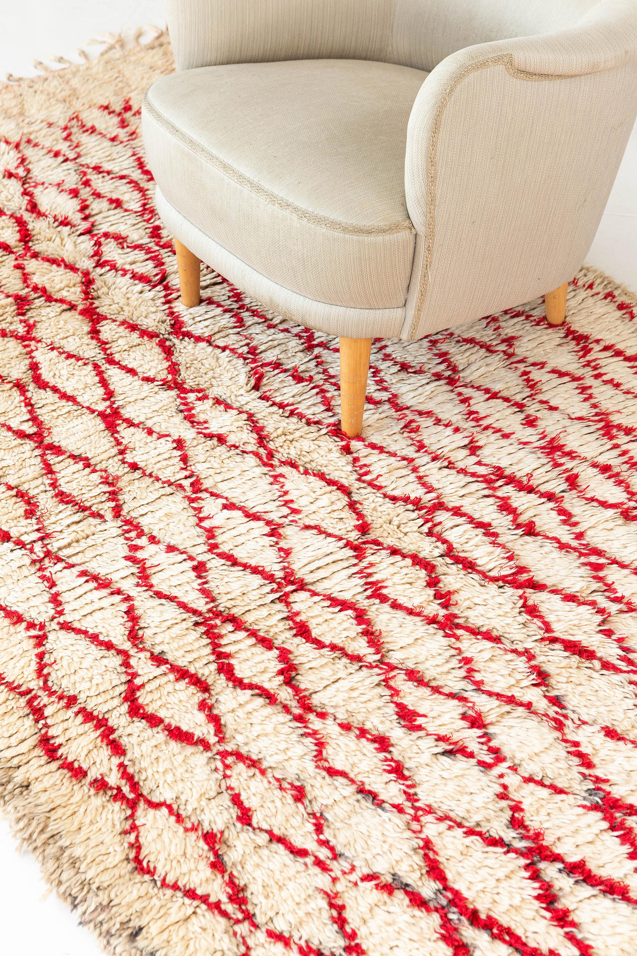 Tapis berbère marocain vintage de la tribu Azilal en vente 1