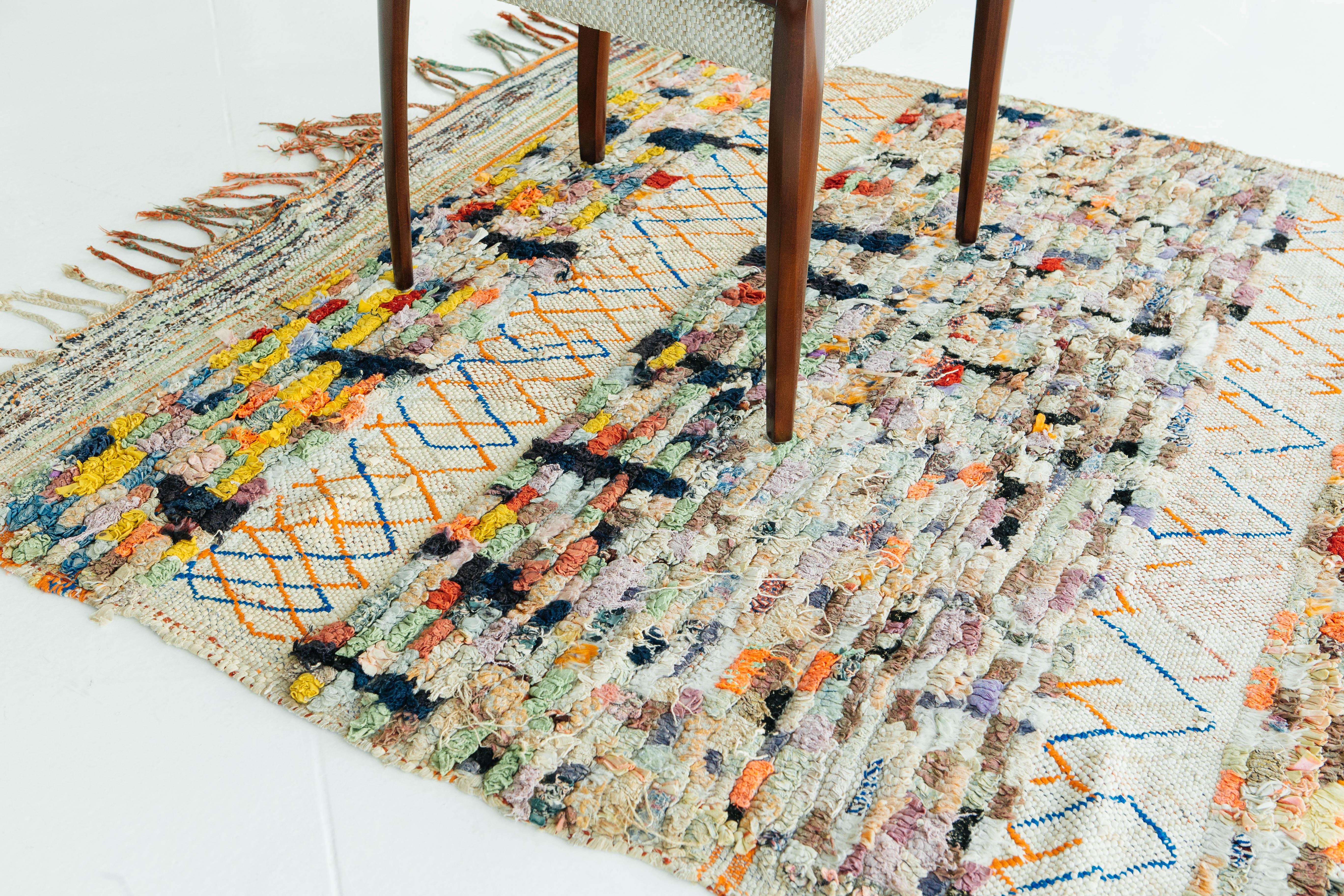 Alfombra vintage marroquí de la tribu azilal Lana en venta