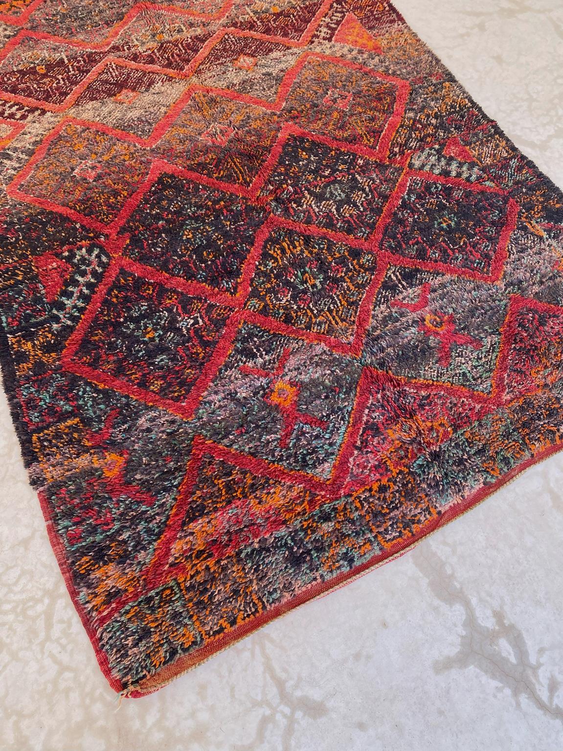 Vintage Moroccan Beni Mguild rug - Black/red - 6x10.8feet / 183x331cm For Sale 5