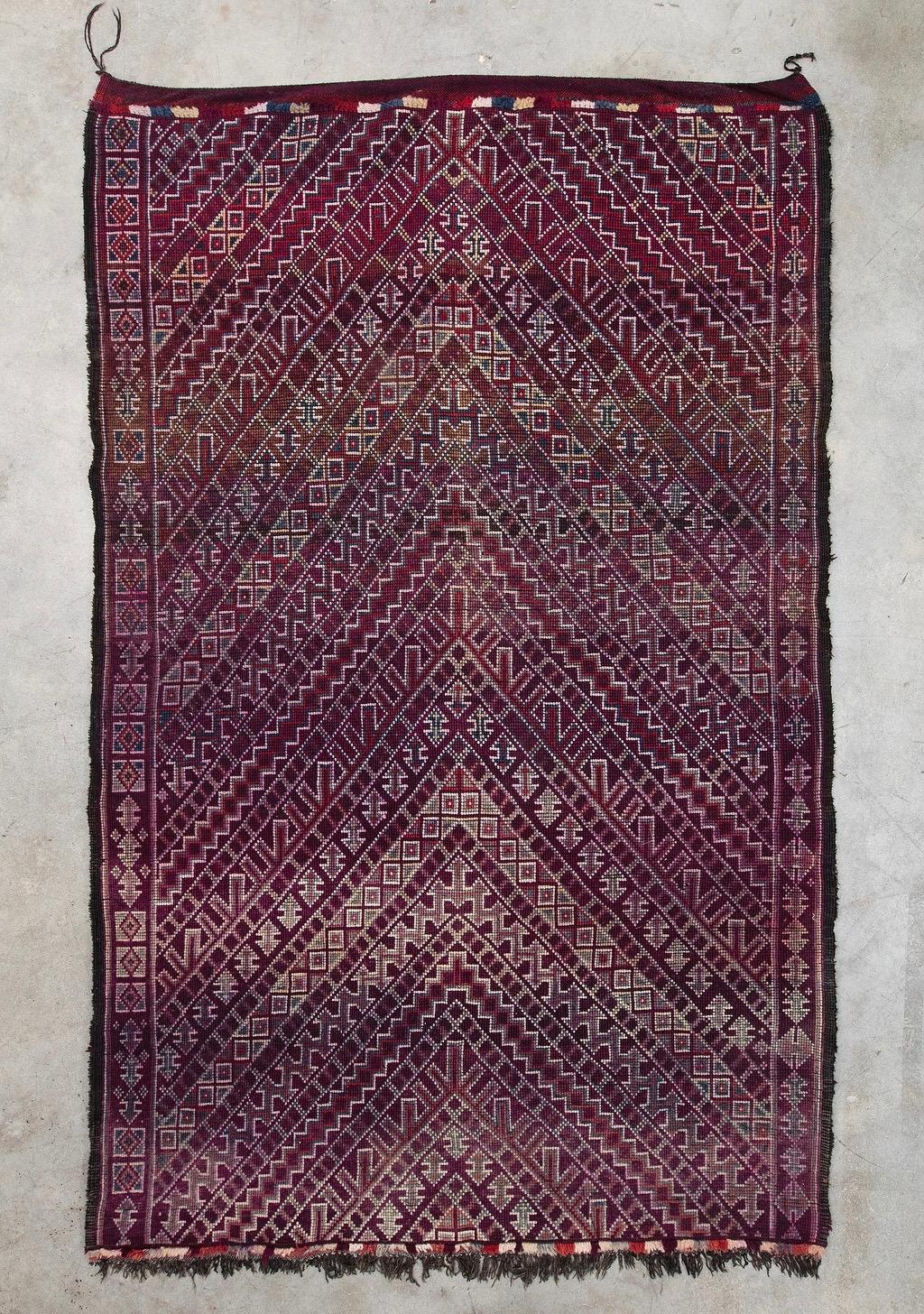 Vintage Moroccan Beni M'Guild Rug - Purple, Magenta For Sale 1