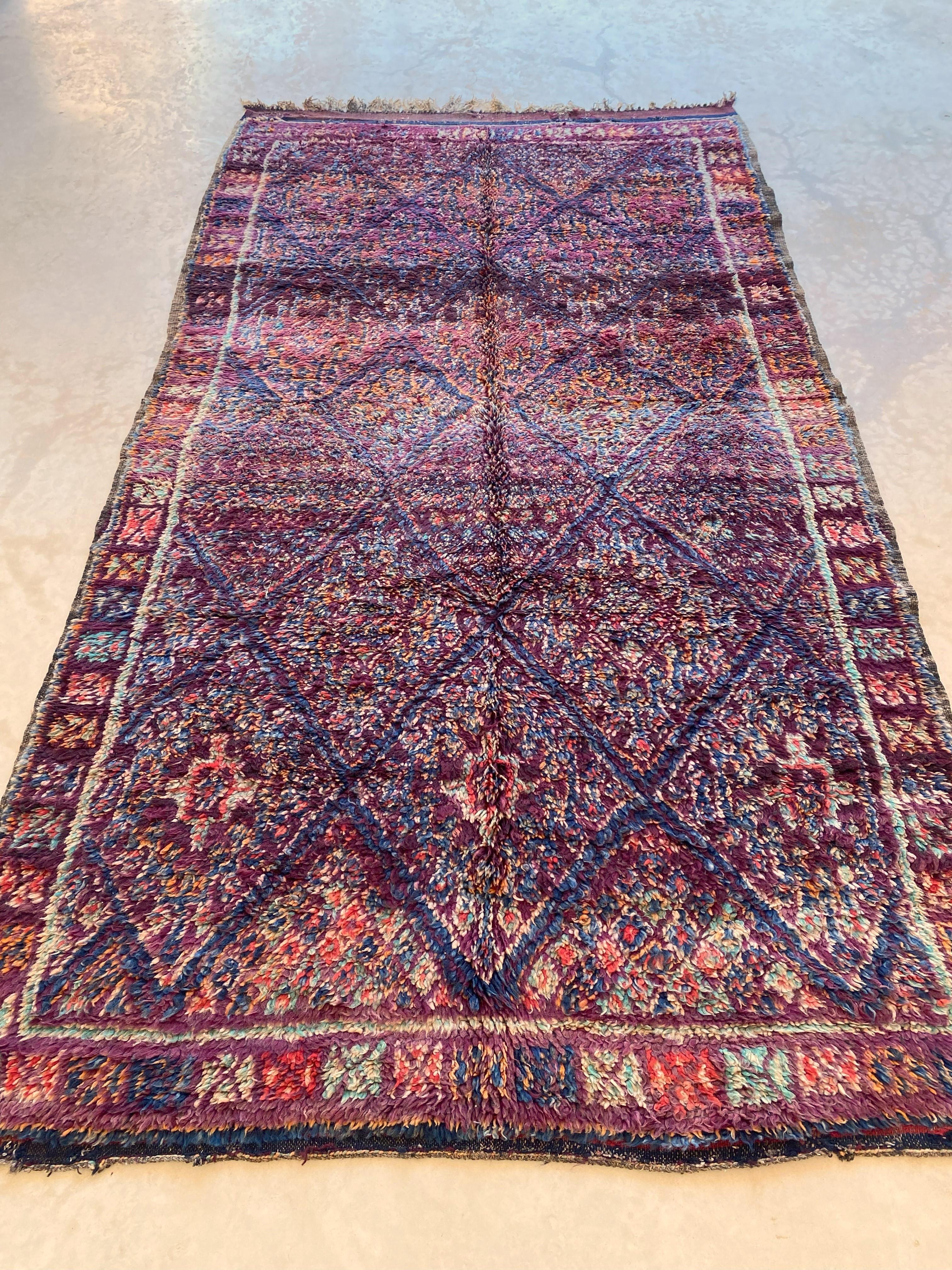 Vintage Moroccan Beni Mguild rug - Purple/blue - 5.8x10.4feet / 176x317cm In Good Condition For Sale In Marrakech, MA