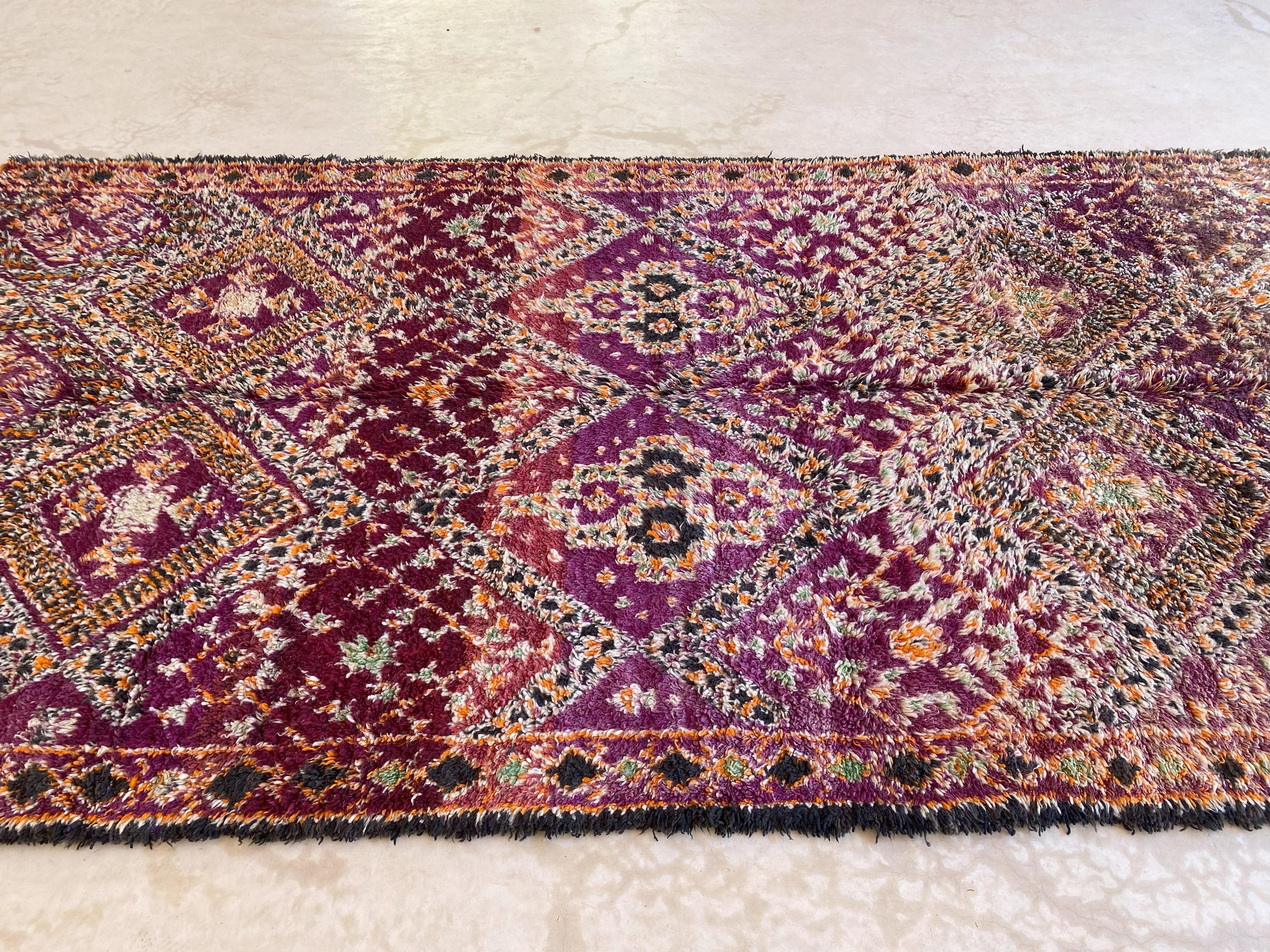 Hand-Woven Vintage Moroccan Beni Mguild rug - Purple/orange - 6.9x13feet / 210x398cm For Sale