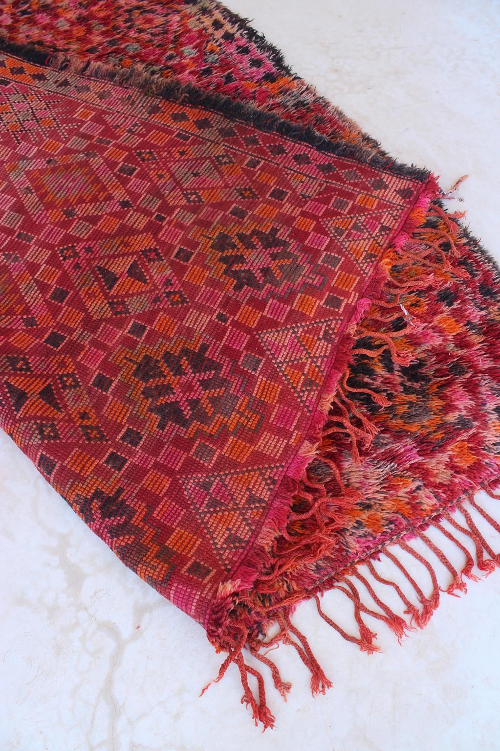 Vintage Moroccan Beni Mguild rug - Red - 6.5x14.3feet / 200x437cm For Sale 4