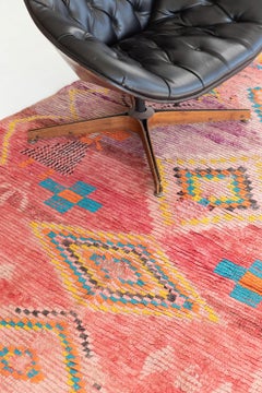 Vintage Moroccan Beni M'guild Tribe Rug