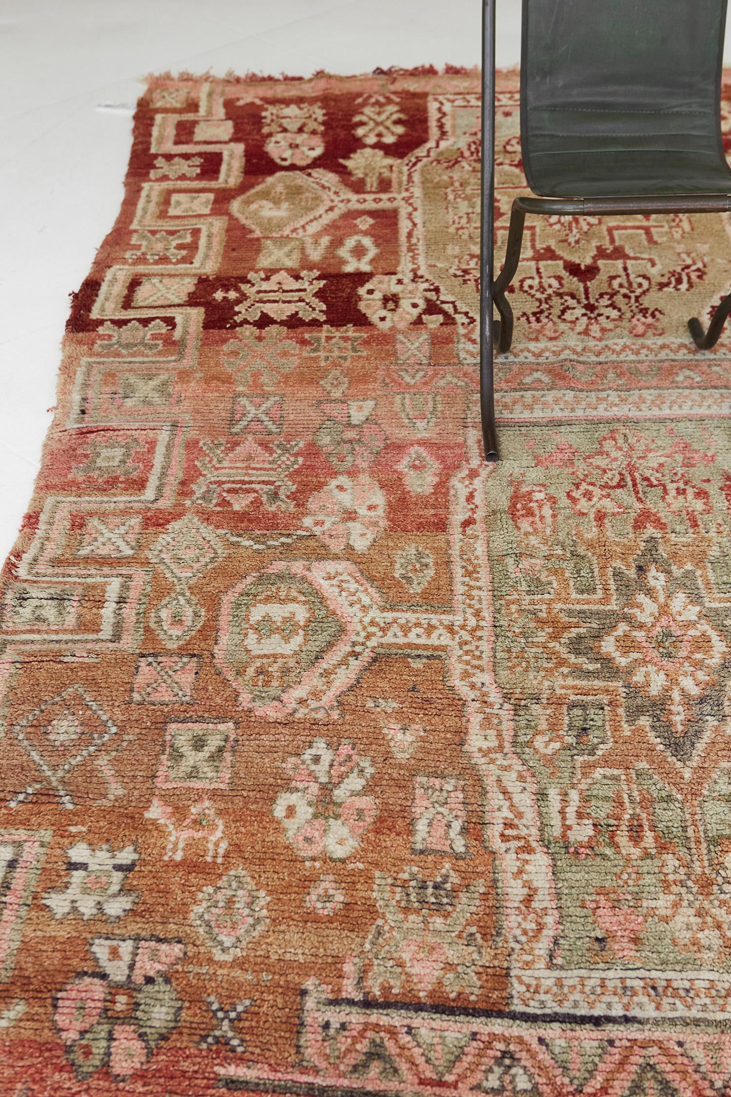 Tribale Tappeto vintage della tribù marocchina Beni M'Guild in vendita