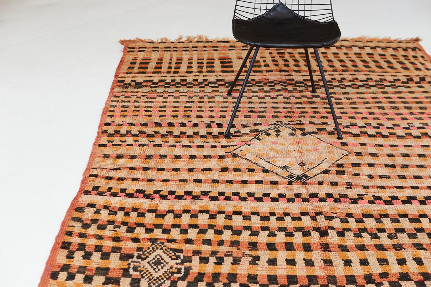Marokkanischer Beni M'Guild Tribe Teppich von Mehraban, Vintage im Angebot 4