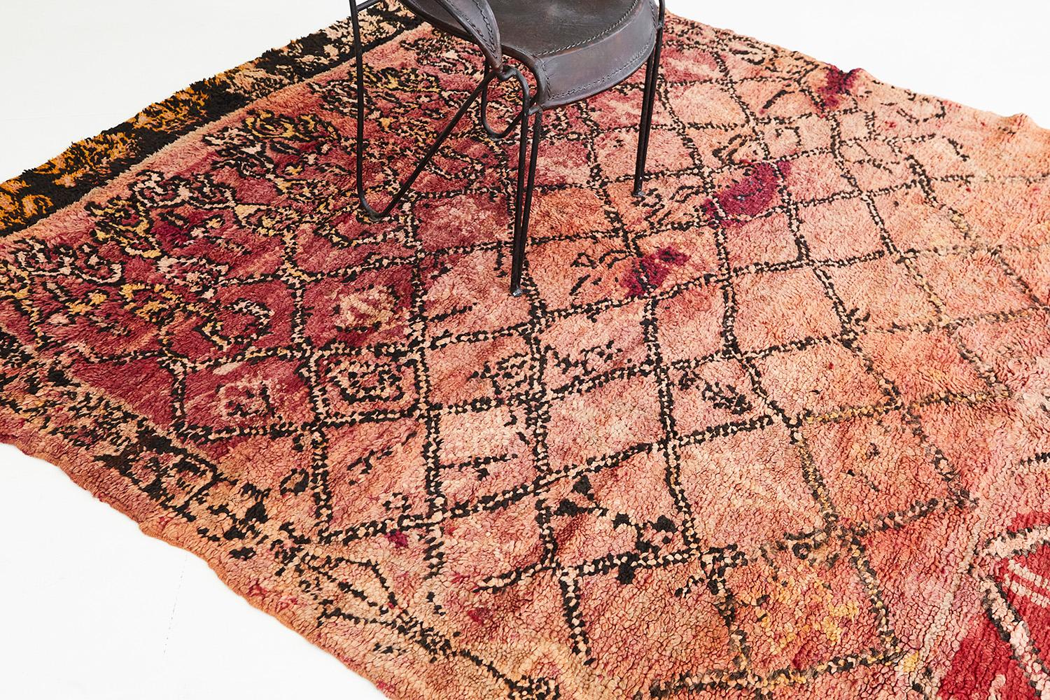 Marokkanischer Beni M'Guild Tribe Teppich von Mehraban, Vintage (Stammeskunst) im Angebot