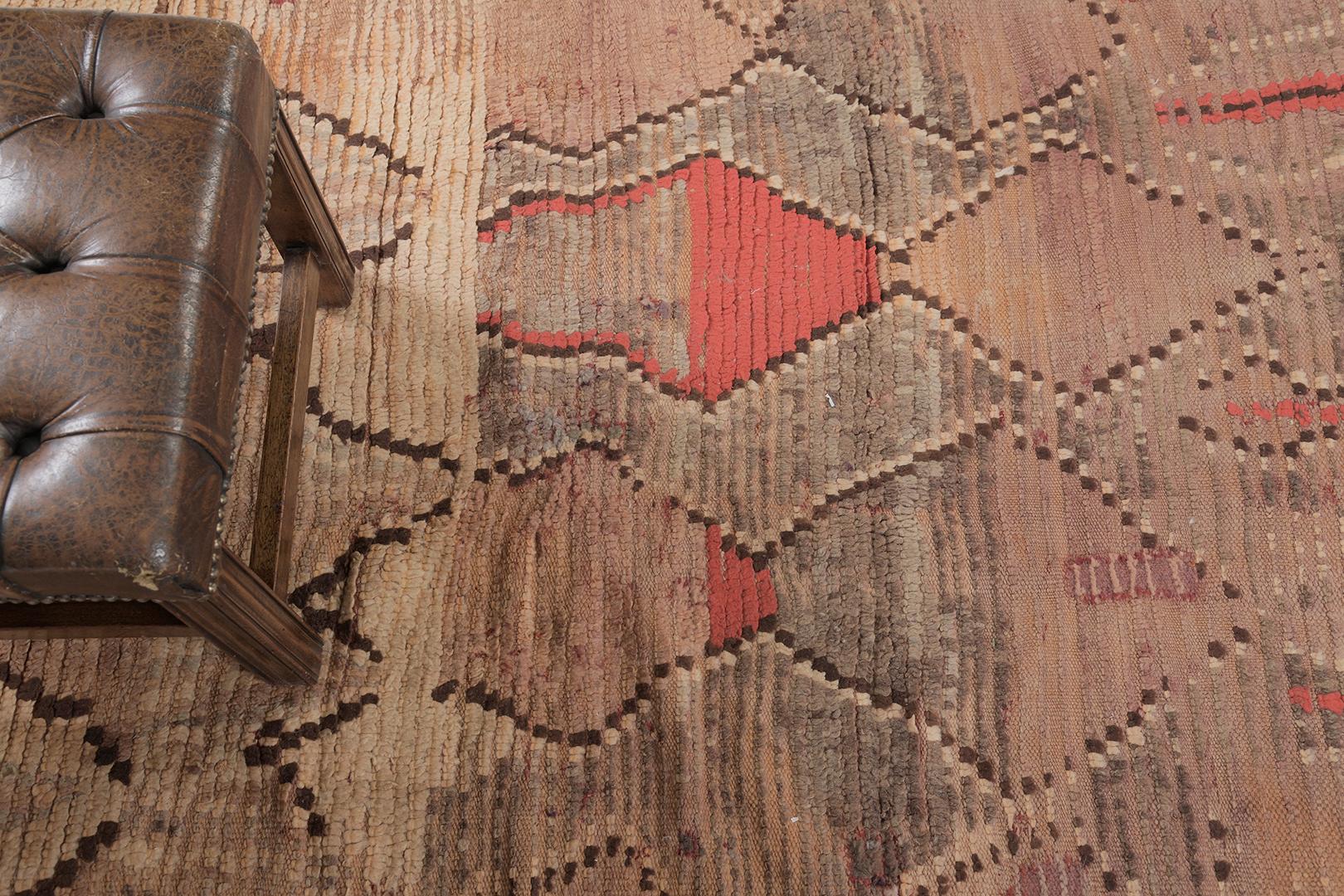 Marokkanischer Beni M'Guild Tribe Teppich von Mehraban, Vintage (Mitte des 20. Jahrhunderts) im Angebot