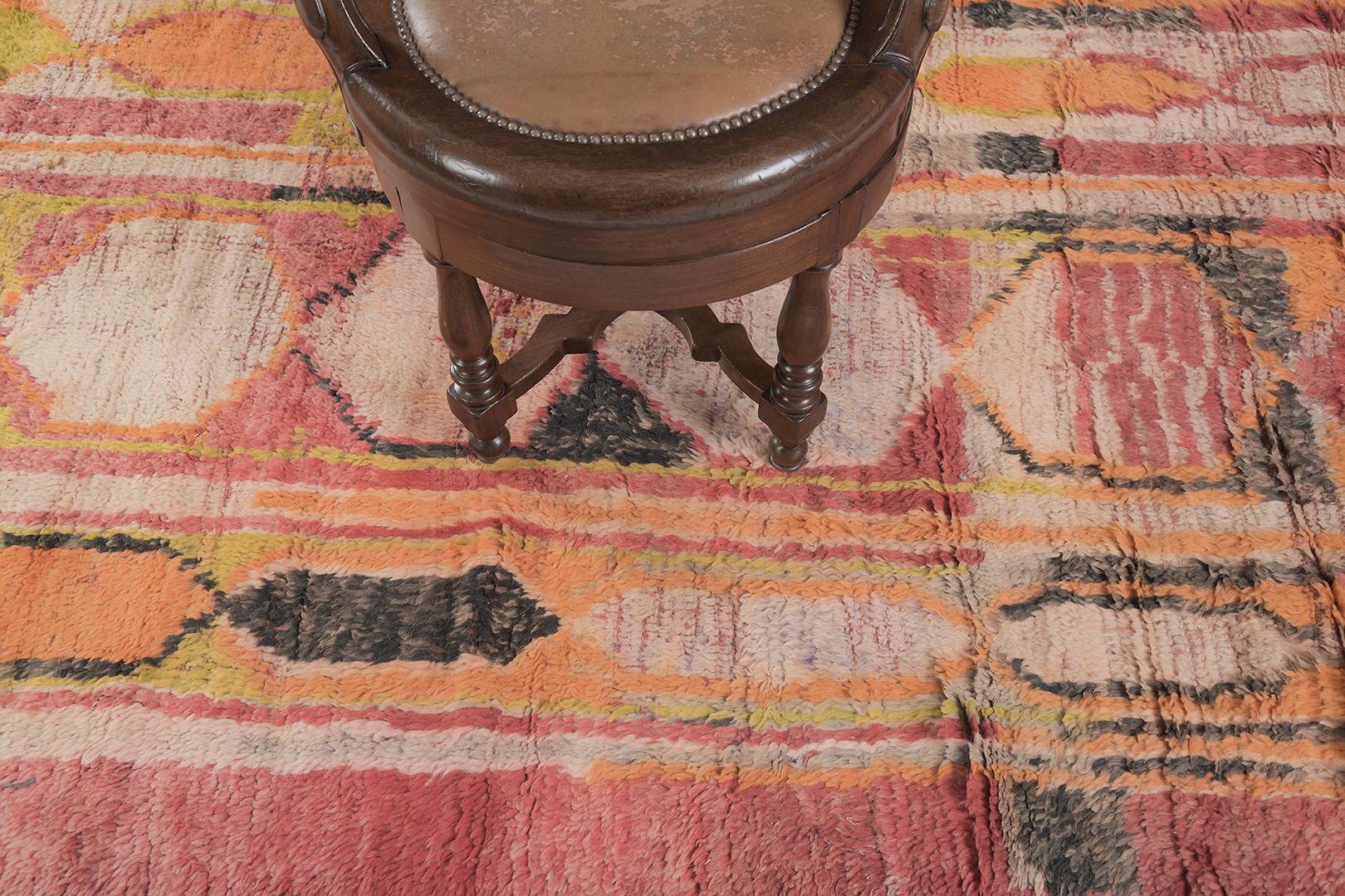 Marokkanischer Beni M'Guild Tribe-Teppich aus Mehraban, Vintage im Angebot 1