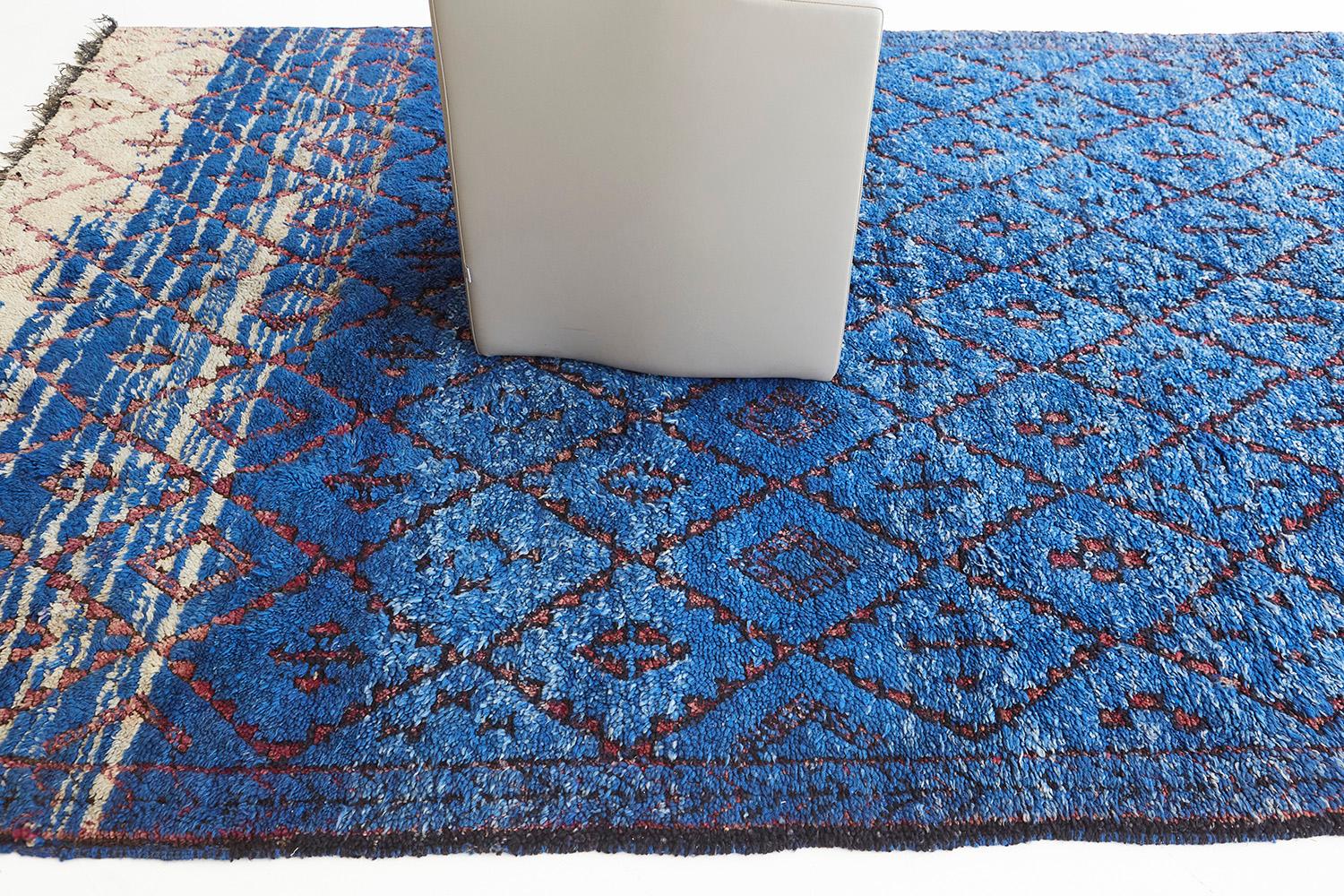 Alfombra vintage marroquí de la tribu Beni M'Guild de Mehraban Lana en venta