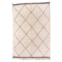 Vintage Moroccan Beni Ourain in Natural Ivory Tribal