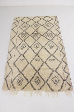 Vintage Moroccan Beni Ourain rug - Beige/black - 5.9x9.5feet / 180x290cm