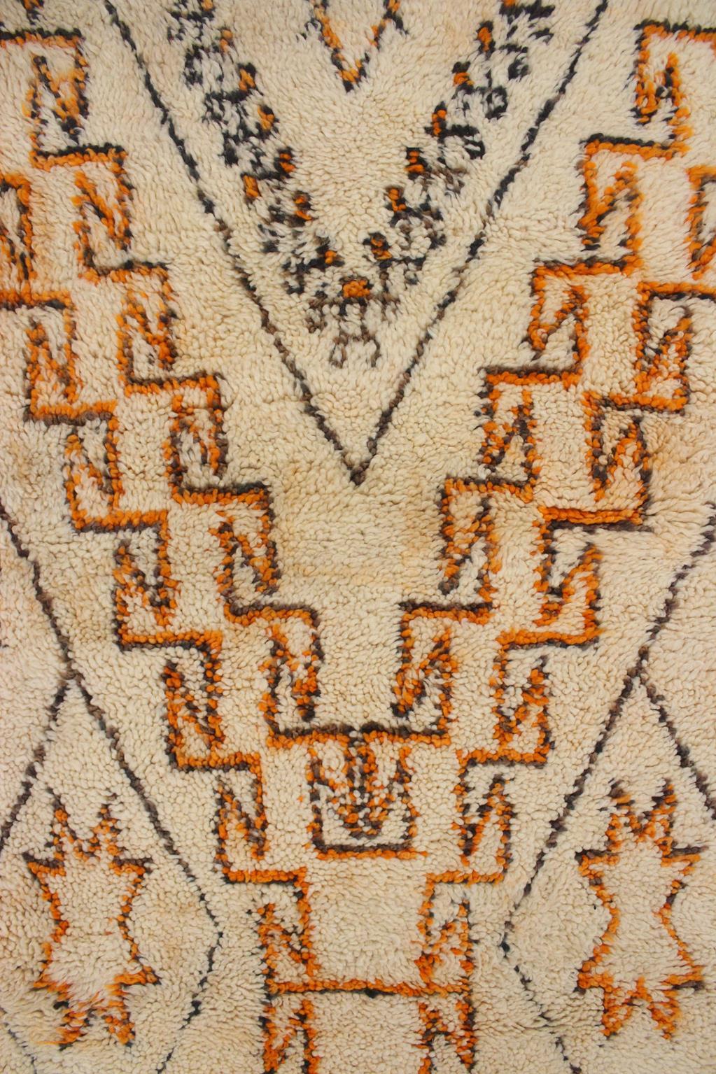Vintage Moroccan Beni Ourain rug - Beige/orange - 6.2x11.1feet / 190x340cm For Sale 9