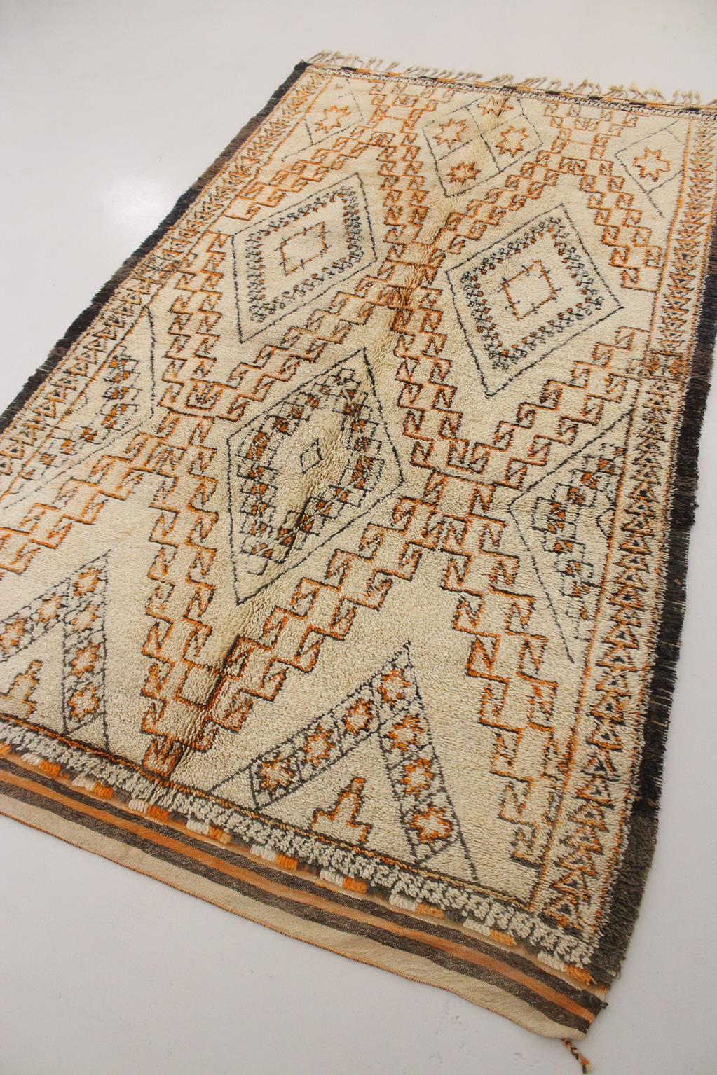 Wool Vintage Moroccan Beni Ourain rug - Beige/orange - 6.2x11.1feet / 190x340cm For Sale