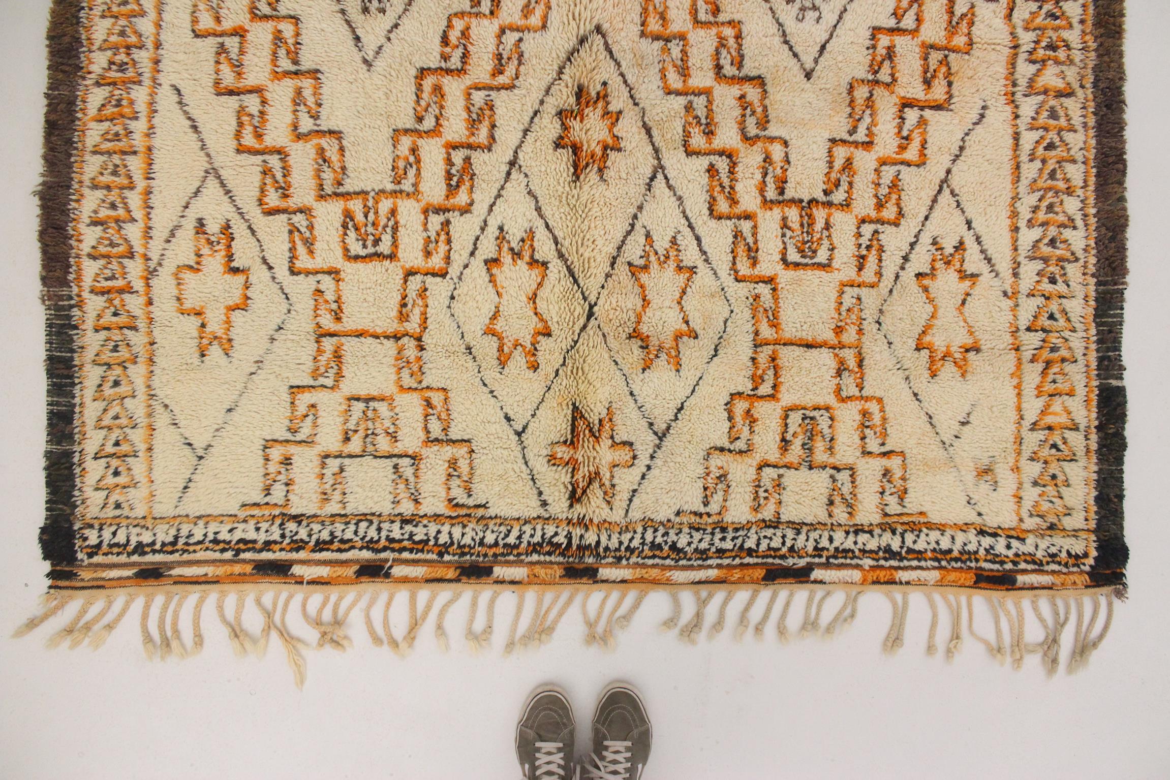 Vintage Moroccan Beni Ourain rug - Beige/orange - 6.2x11.1feet / 190x340cm For Sale 2