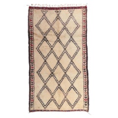 Retro Moroccan Beni Ourain Rug, Cozy Nomad Meets Midcentury Modern Style