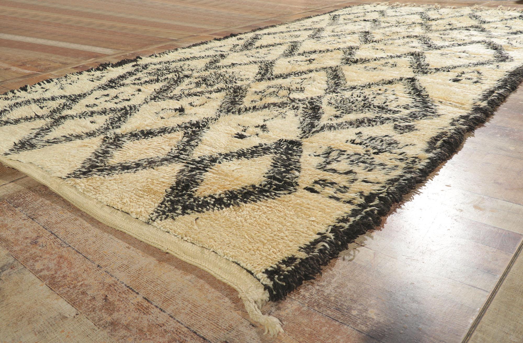 Marokkanischer Beni Ourain-Teppich (20. Jahrhundert) im Angebot