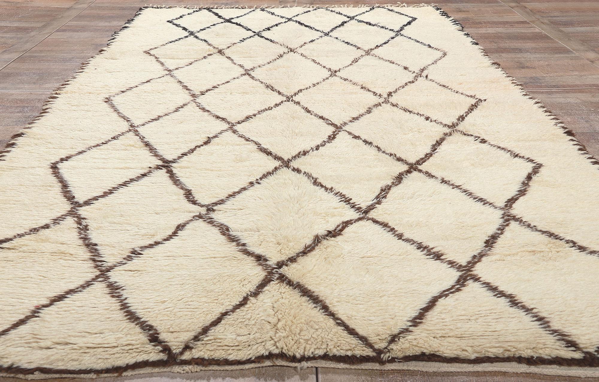 Vintage Moroccan Beni Ourain Rug, Mid-Century Modern Style Meets Shibui For Sale 2