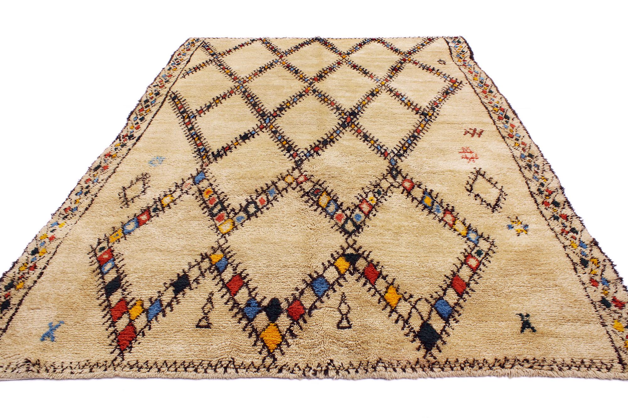 Marokkanischer Beni Ourain-Teppich im Vintage-Stil, Mid-Century Modern trifft Stammeskunst-Enchantment (Böhmisch) im Angebot