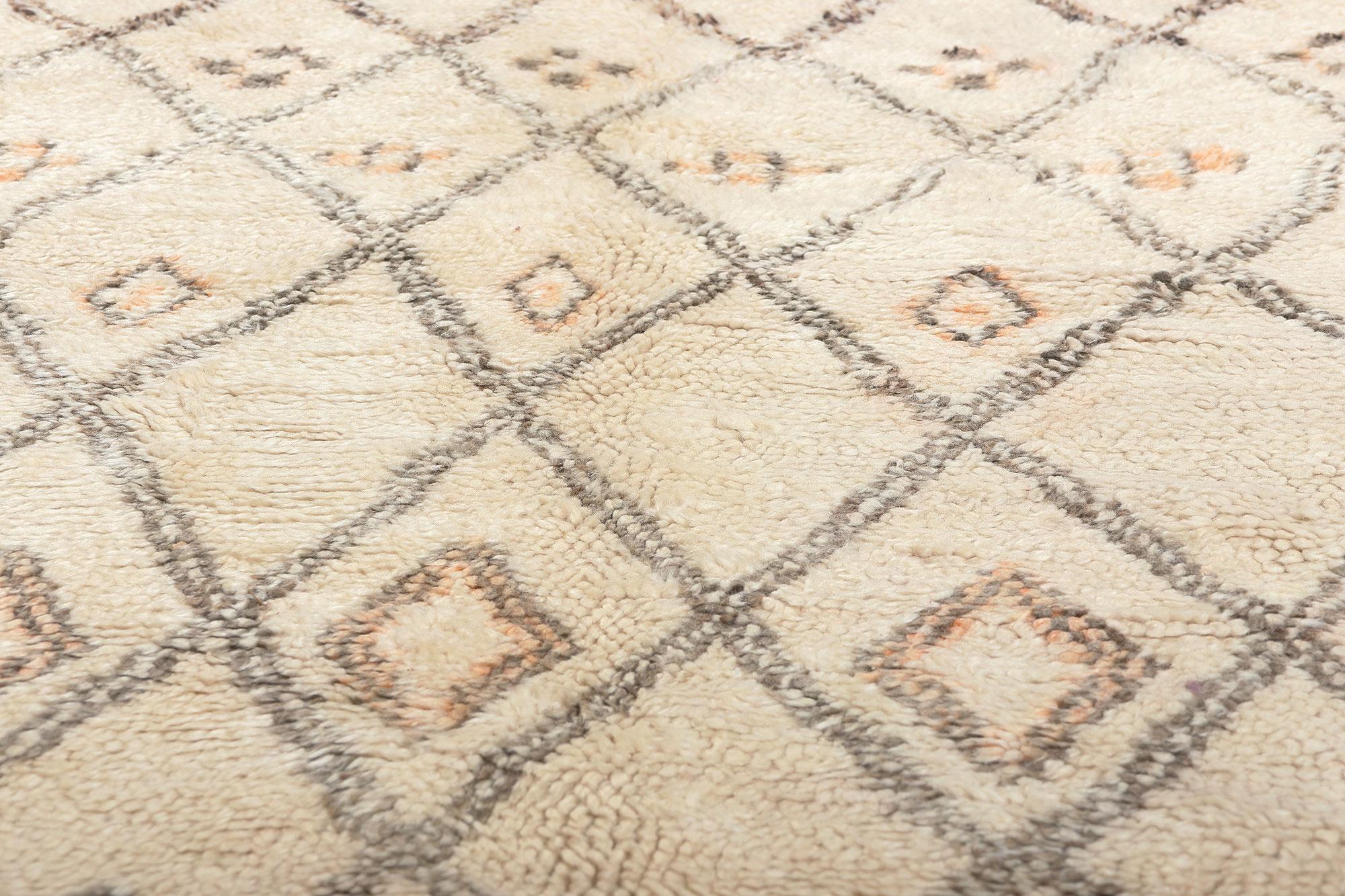Marokkanischer Beni Ourain-Teppich im Vintage-Stil, Mid-Century Modern-Stil auf Shibui trifft im Zustand „Gut“ im Angebot in Dallas, TX