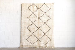 Tappeto tribale in lana Beni Ourain marocchino d'epoca