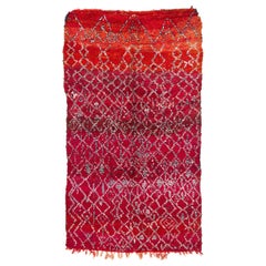 Tapis berbère marocain Youssi rouge authentique de collection