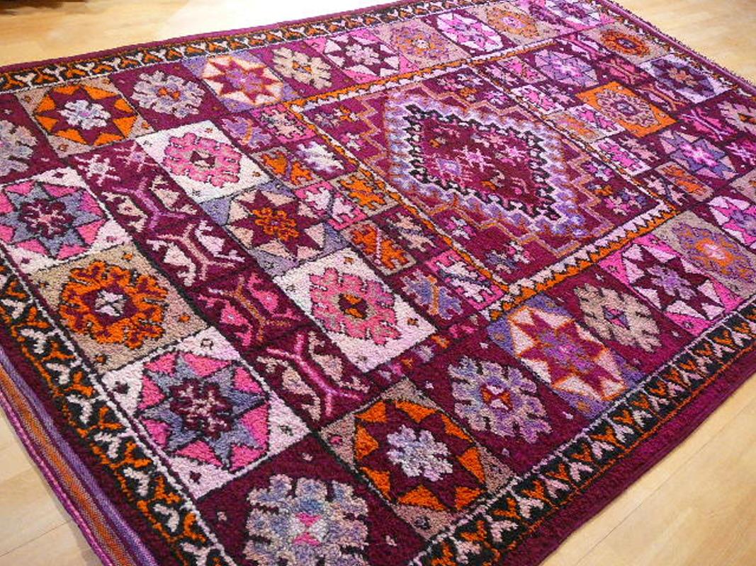 pink berber rug