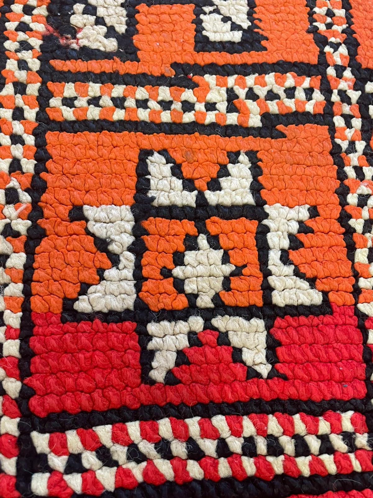 Vintage Moroccan Berber Kilim Rug – Handwoven Tribal Flatweave, Mid-20th Century In Good Condition For Sale In Wrexham, GB