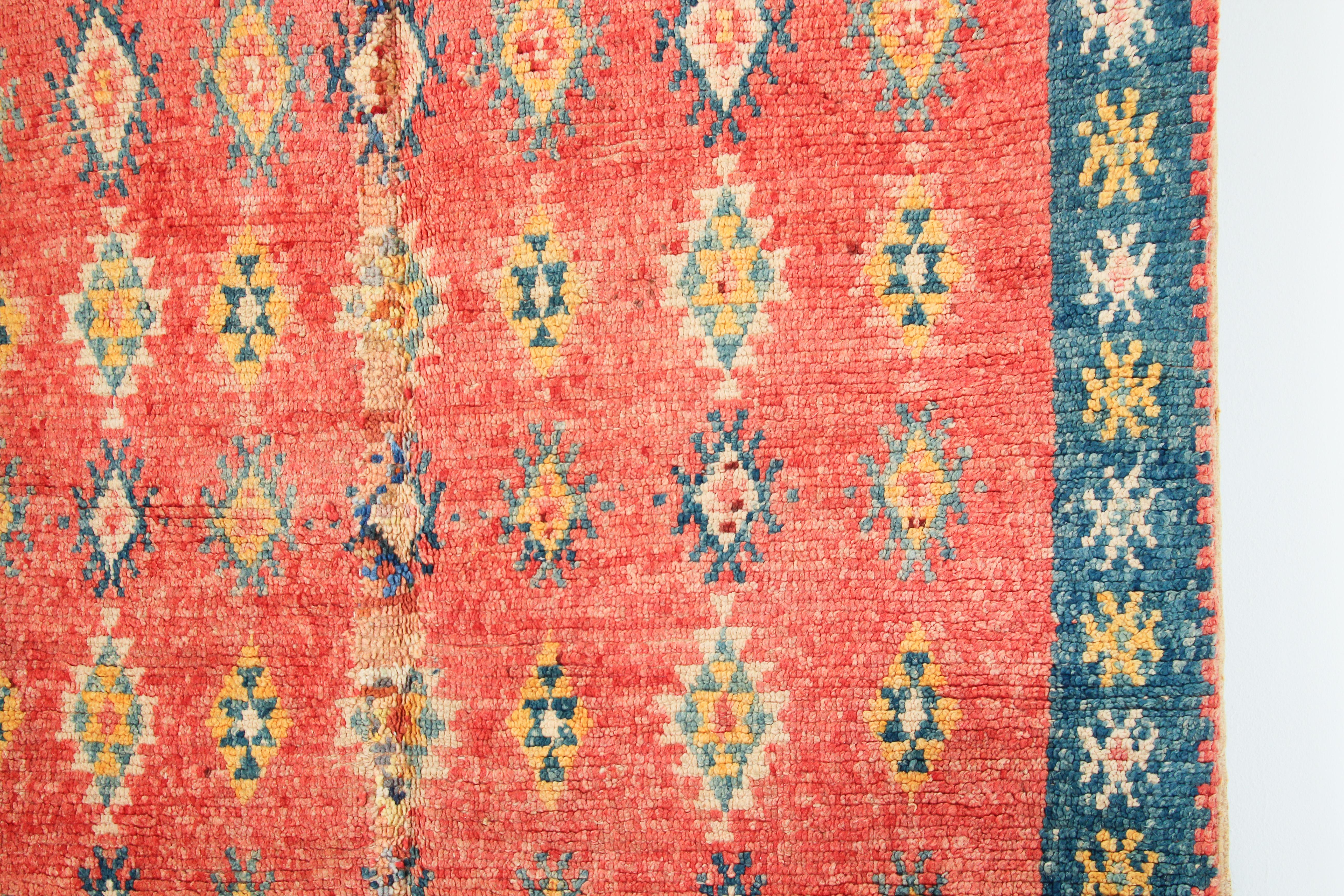 Authentique tapis berbère marocain vintage des années 1960 en vente 4