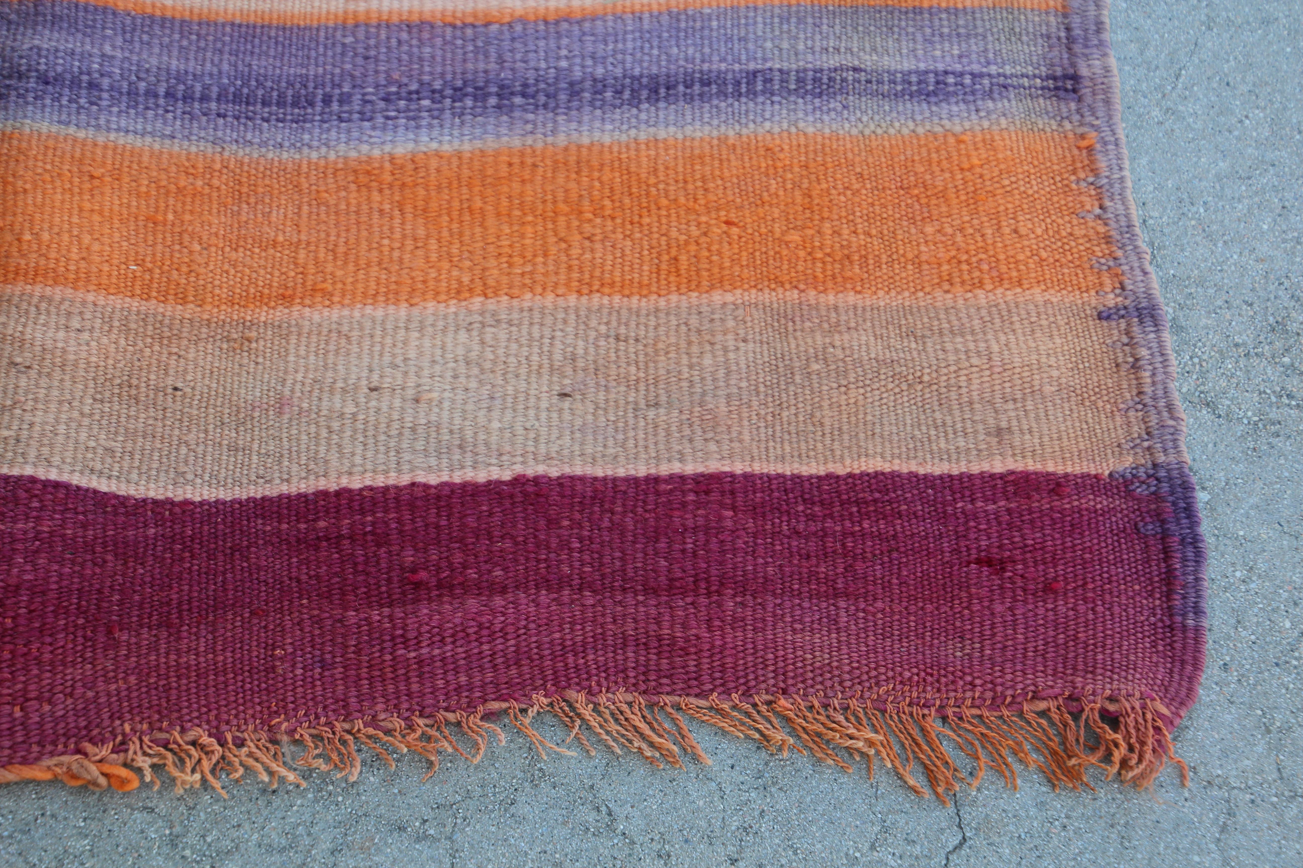 1960s Moroccan Berber Vintage Tribal Rug In Good Condition For Sale In North Hollywood, CA