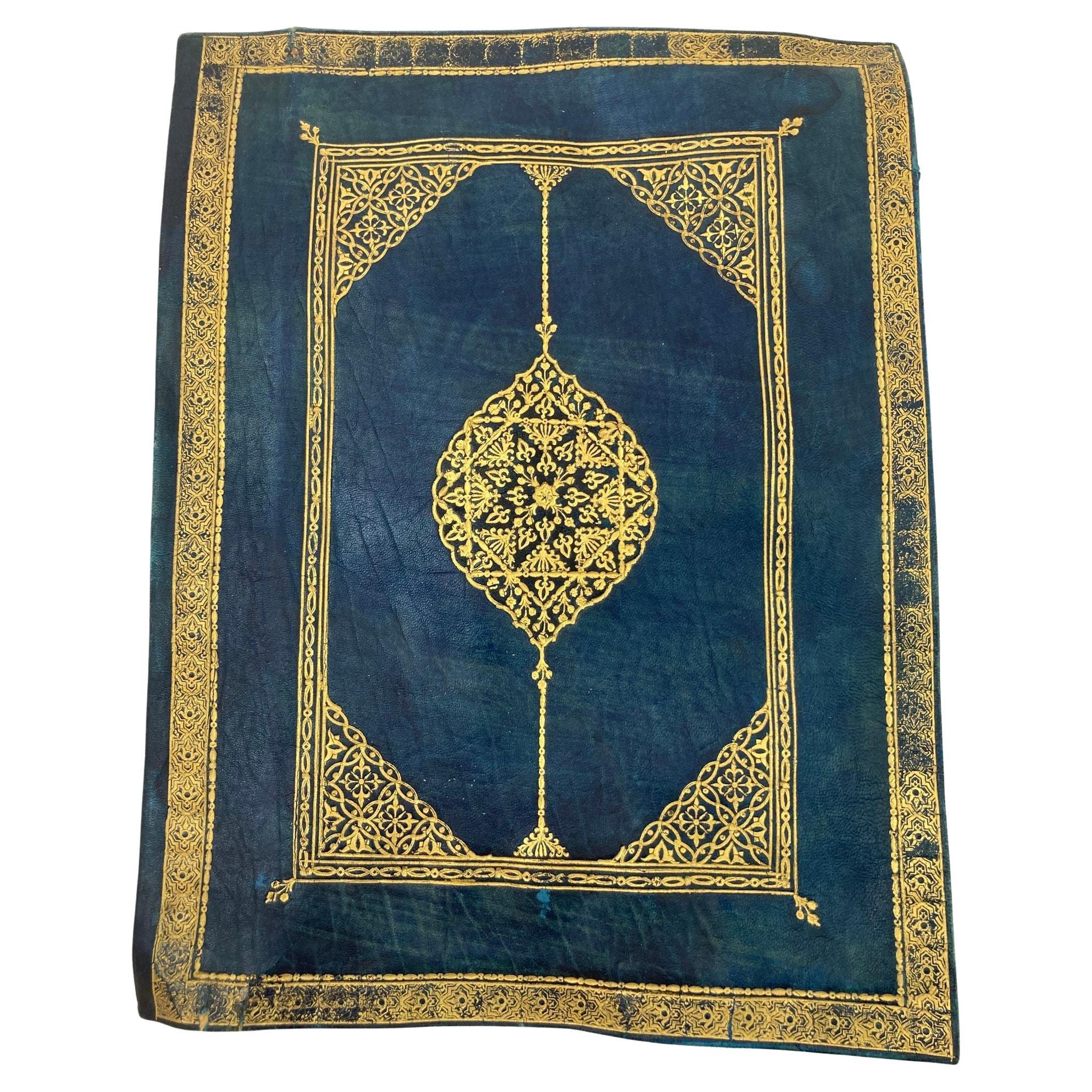 Padfolio marocain vintage en cuir gaufré bleu et or