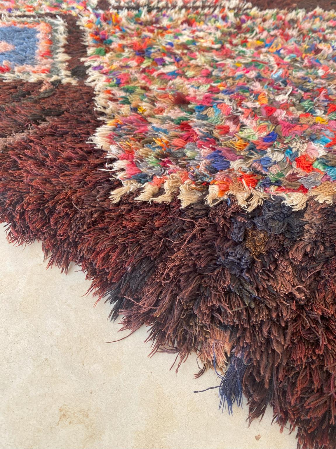 Vintage Moroccan Boucherouite rug - Brown/multicolor - 3.1x5.9feet / 96x180cm For Sale 2