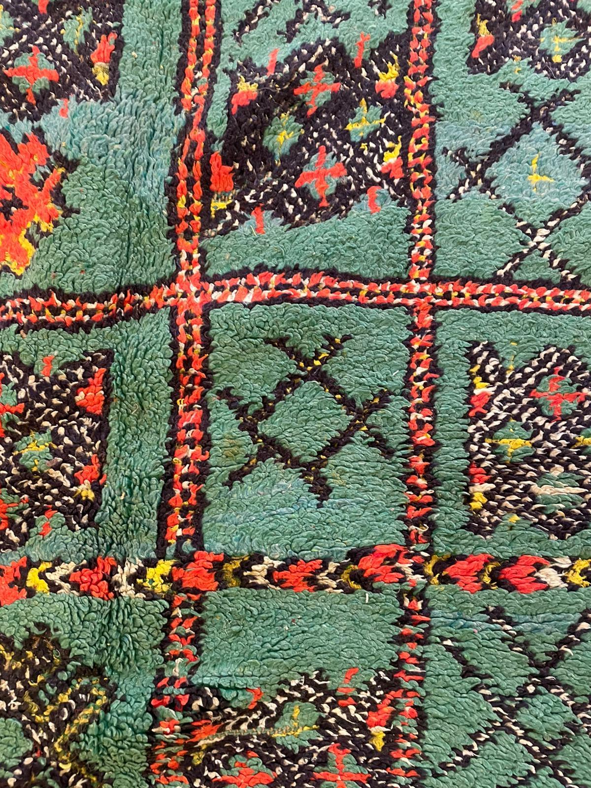 Vegetable Dyed Vintage Moroccan Boucherouite Rug – Hand-Knotted Tribal Wool Early 20th Century For Sale