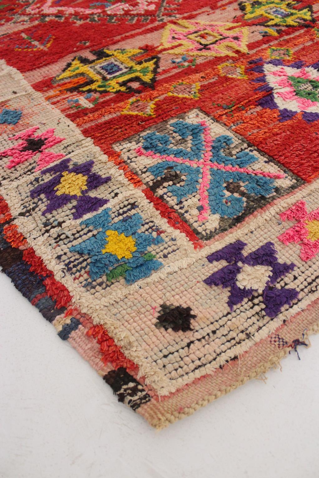 Vintage Moroccan Boucherouite rug- Red/rainbow - 4-4.6x8.5feet / 123-140x260cm For Sale 2