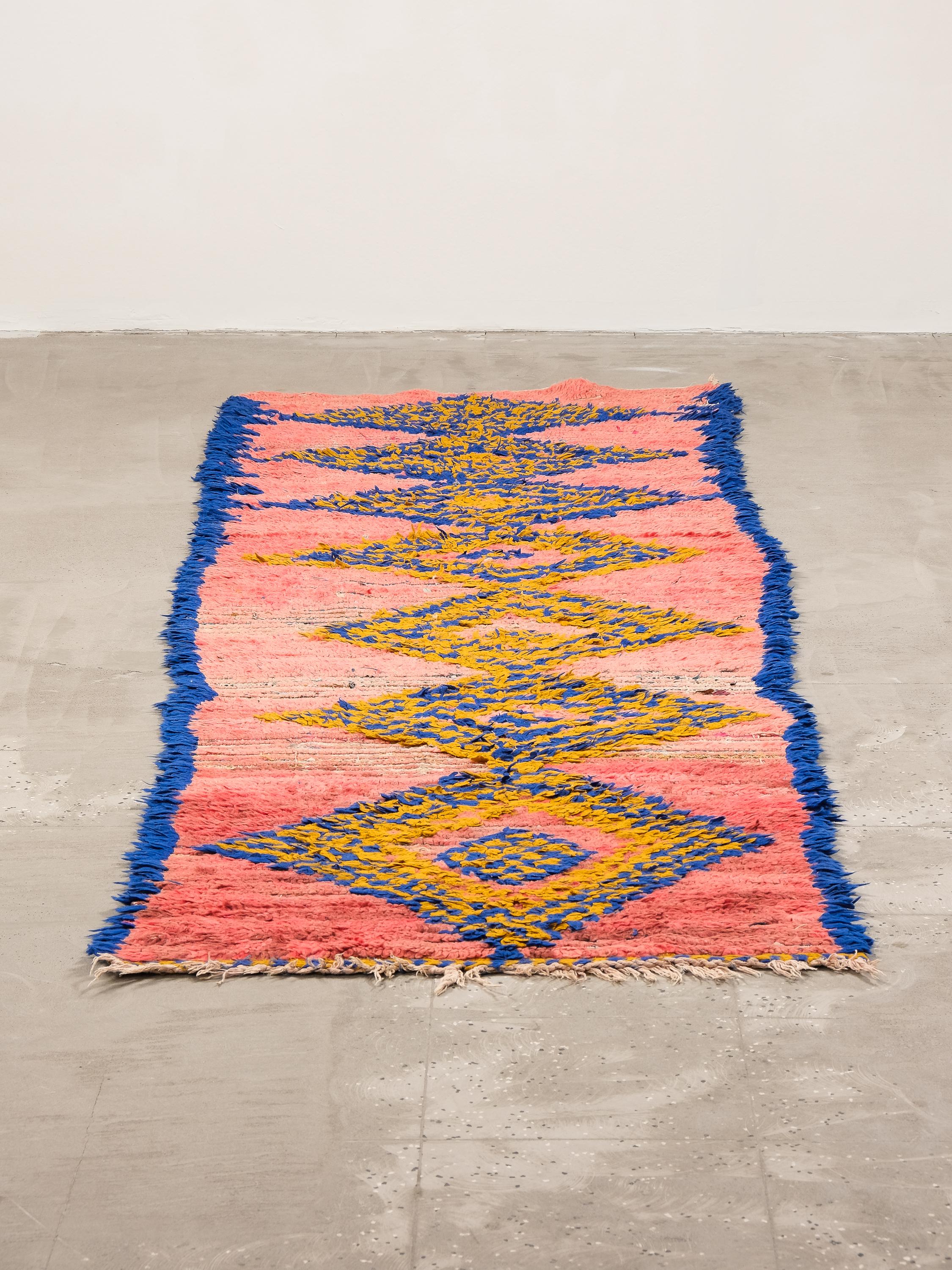 Alfombra marroquí vintage Boucherouite con motivo de diamantes Lana en venta