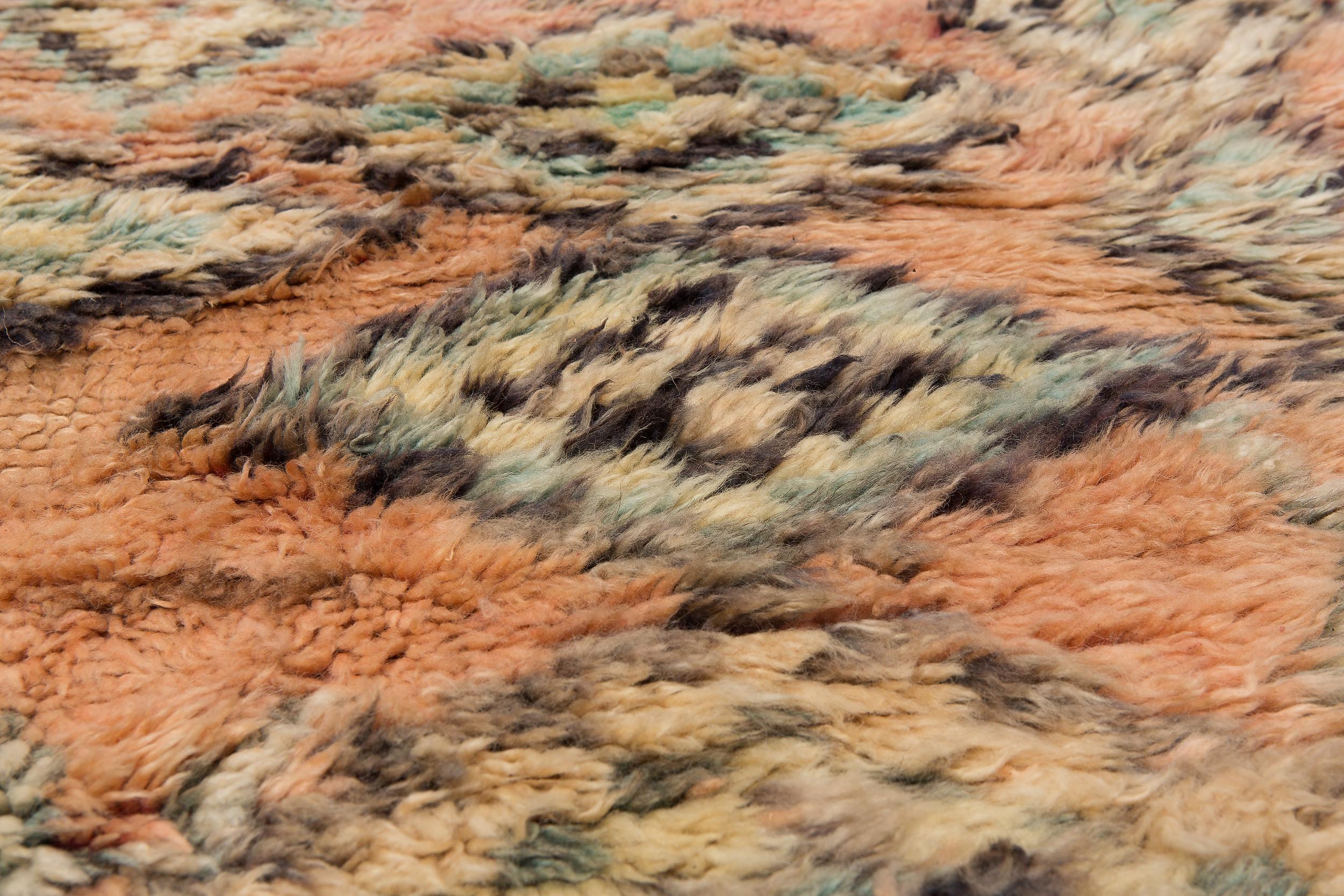Wool Vintage Moroccan Boujad Rug - Blush, Bohemian  For Sale