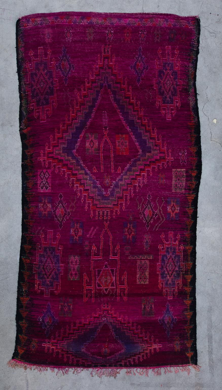 Vintage Moroccan Boujad Rug - Magenta, Purple, Pink For Sale 3