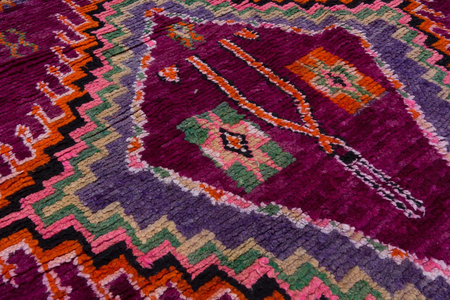 Wool Vintage Moroccan Boujad Rug - Magenta, Purple, Pink For Sale