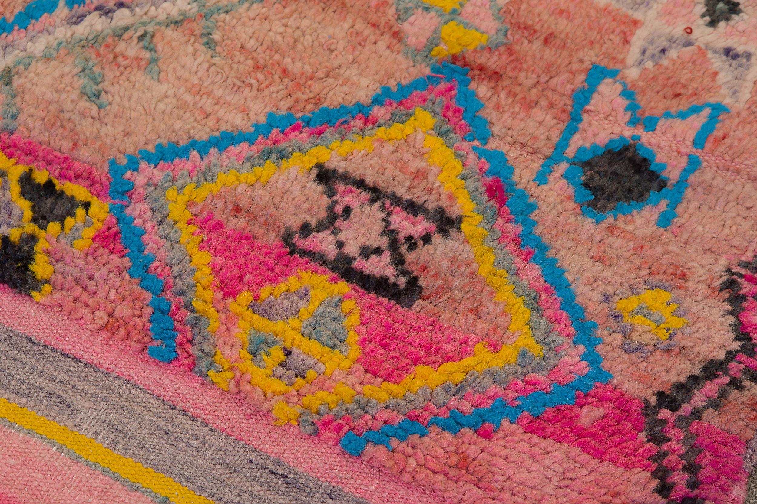 Wool Vintage Moroccan Boujad Rug - Blush, Pink For Sale