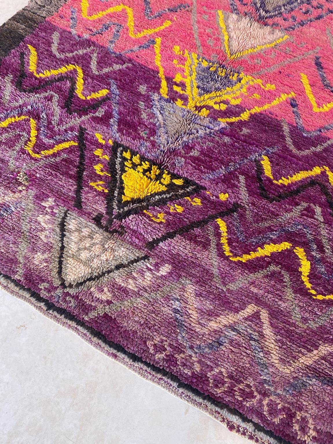 Vintage Moroccan Boujad rug - Pink/purple/yellow - 6.8x12.7feet / 207x387cm For Sale 6