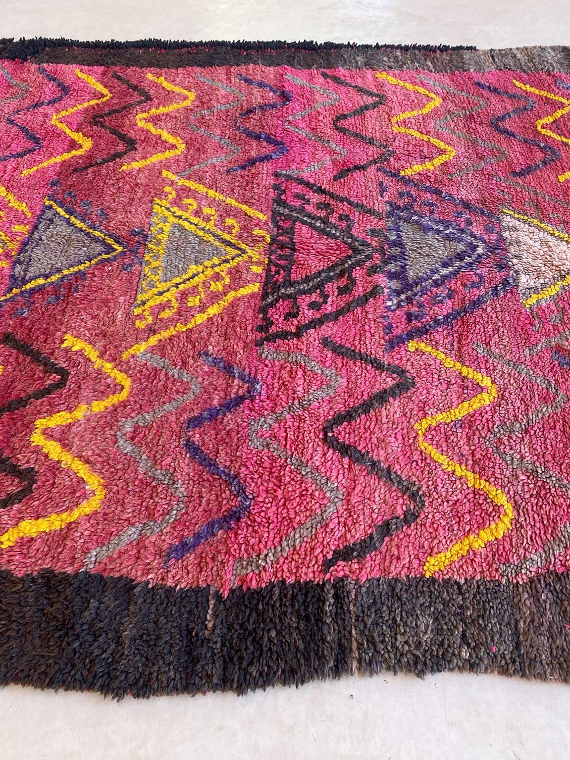 Vintage Moroccan Boujad rug - Pink/purple/yellow - 6.8x12.7feet / 207x387cm For Sale 1