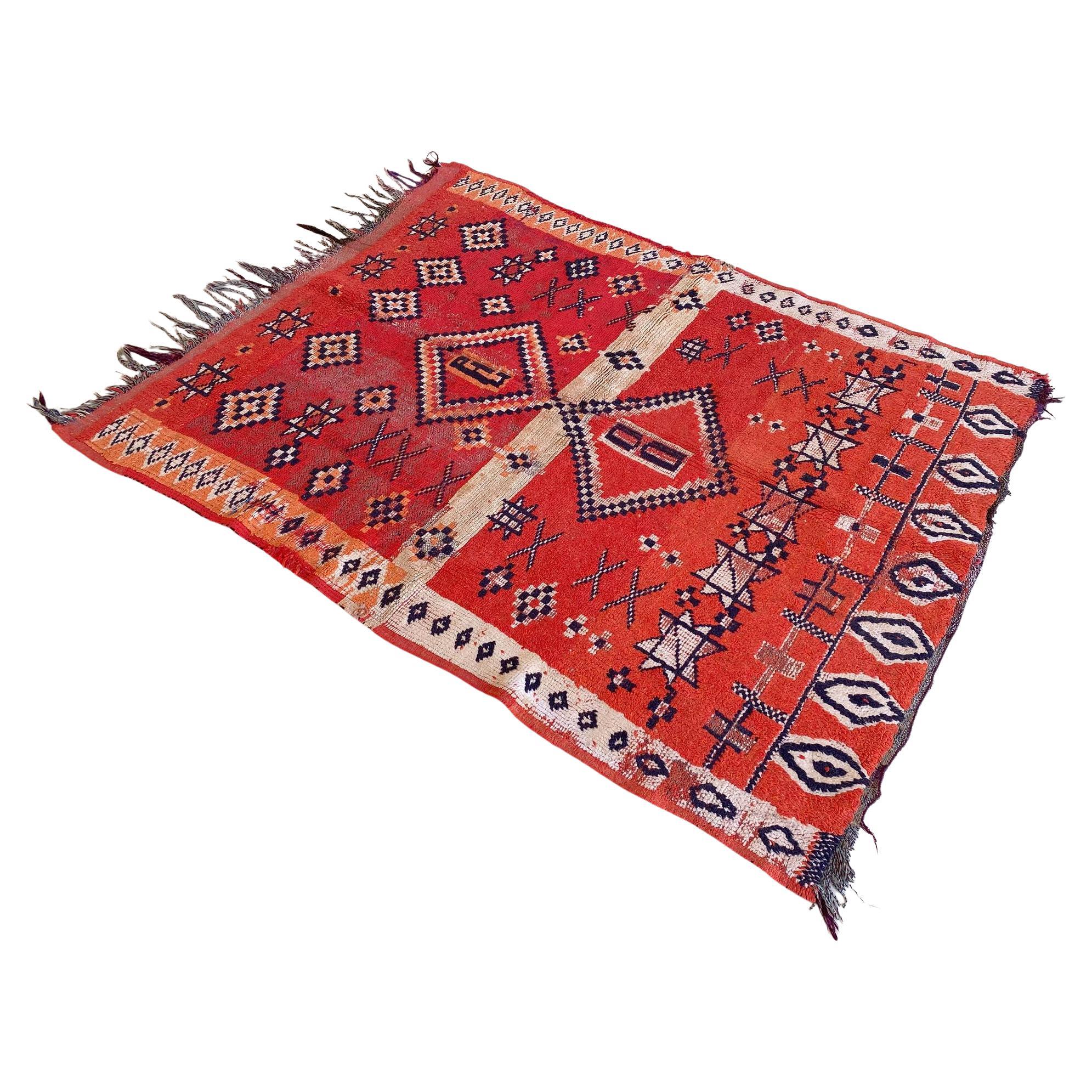 Vintage Moroccan Boujad rug - Red - 4x5feet / 124x153cm For Sale