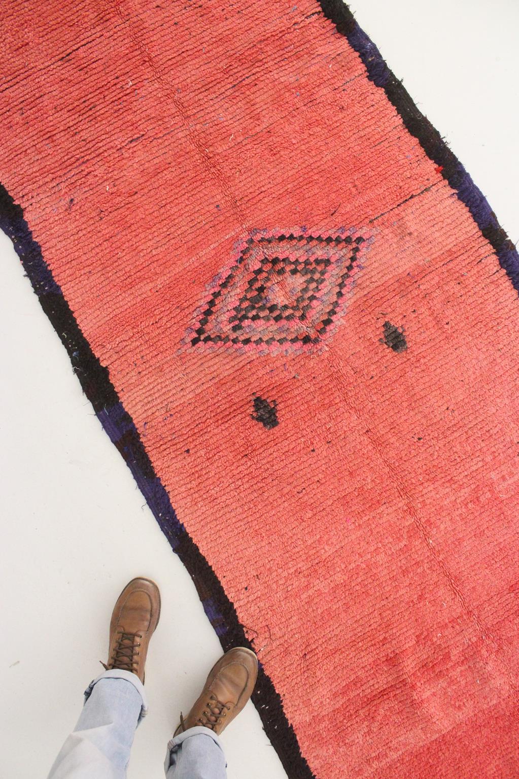 Vintage Moroccan Boujad runner rug - Rich pink - 3.4x8.4feet / 105x257cm For Sale 4